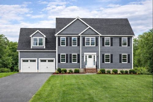 795 Leominster Rd, Lunenburg, MA, 01462-2015 | Card Image