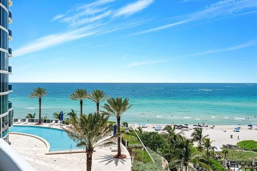 805-17201 Collins Ave, Sunny Isles Beach, FL, 33160-3475 | Card Image