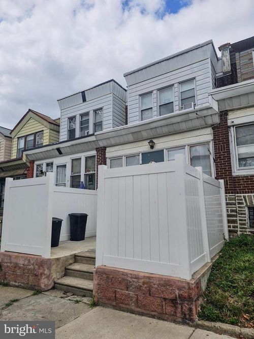 4620 Horrocks St, PHILADELPHIA, PA, 19124-3117 | Card Image