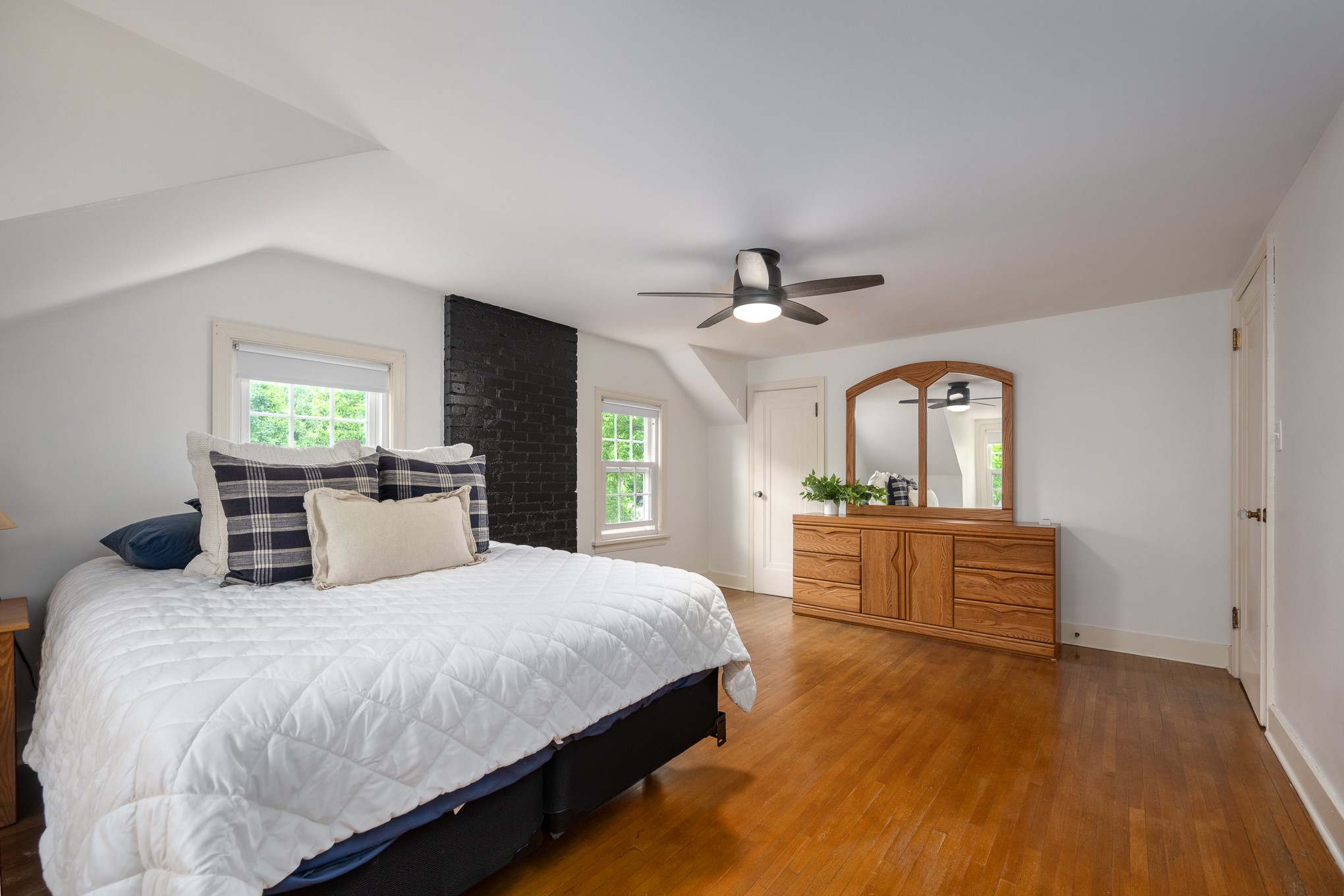 Residential in Dresser 4