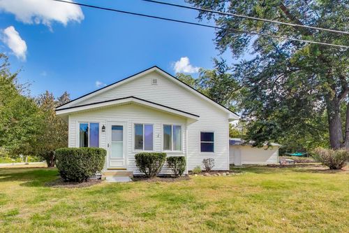 102 S Karwick Rd, Michigan City, IN, 46360-2716 | Card Image