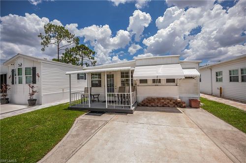 284 Blue Spring Ter, NORTH FORT MYERS, FL, 33903-7316 | Card Image
