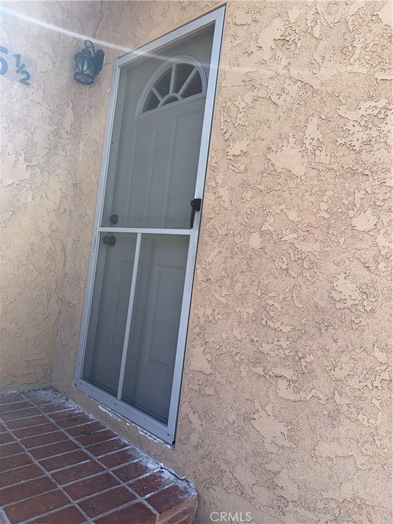 Residential Lease in Los Angeles 2
