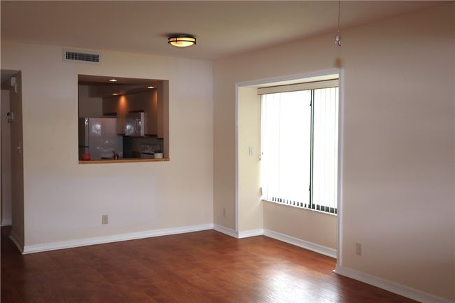 APT-201 - 6240 E Mirror Lake Dr, House attached with 2 bedrooms, 2 bathrooms and null parking in Sebastian FL | Image 7