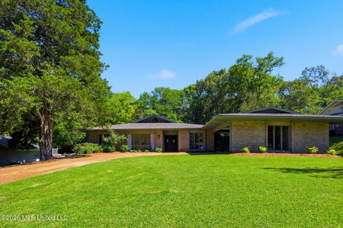 511 Dunton Rd, Clinton, MS, 39056-4301 | Card Image