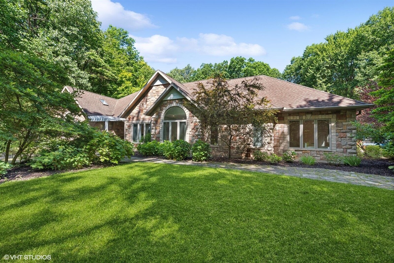 Ruffino Rd, Union Pier, MI 49129