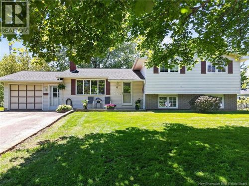 4 Warren Ave, Riverview, NB, E1B3M3 | Card Image
