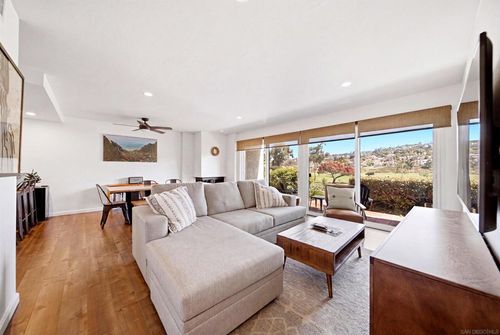 505-2510 Navarra Dr, Carlsbad, CA, 92009-7025 | Card Image