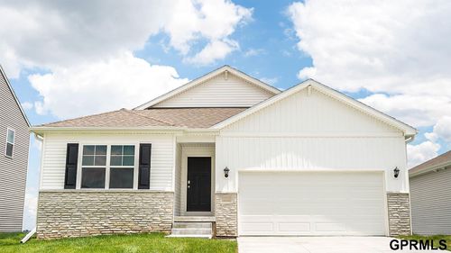 8412 S 176th Ave, Omaha, NE, 68136-2056 | Card Image