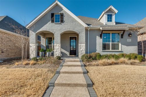 4774 Kings Garden Pkwy, Arlington, TX, 76005-1505 | Card Image