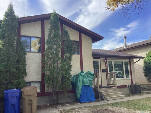 19 Newstead Avenue, Regina, SK, S4X1H1 | Card Image