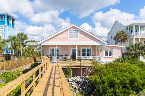 509 W Ashley Ave, Folly Beach, SC, 29439 | Card Image