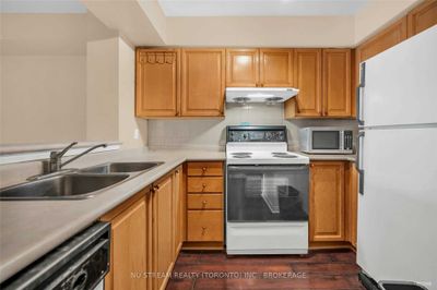 PH206 - 35 Empress Ave, Condo with 1 bedrooms, 1 bathrooms and 1 parking in North York ON | Image 2