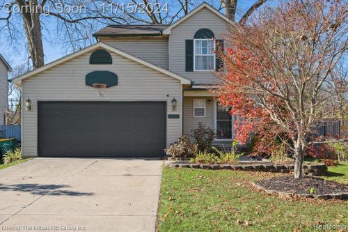 21203 Collingham Avenue, Farmington Hills, MI, 48336 | Card Image