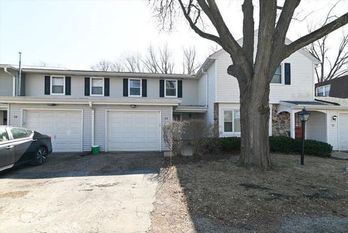 14 Whitcomb Cir, Madison, WI, 53711-2631 | Card Image