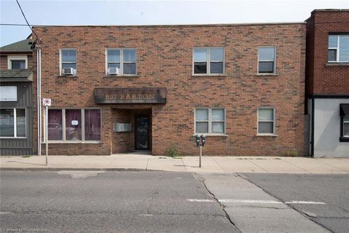 897 Barton St E, Hamilton, ON, L8L3B8 | Card Image