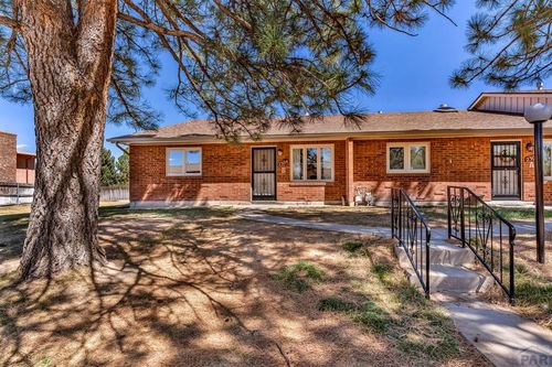 b-2304 Cartier Dr, Pueblo, CO, 81005-4624 | Card Image