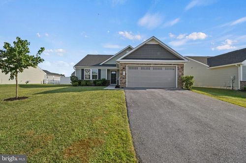 361 Rushbrook Rd, MARTINSBURG, WV, 25403-1671 | Card Image