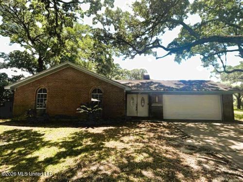2300 Sandalwood Dr, Gautier, MS, 39553-7708 | Card Image