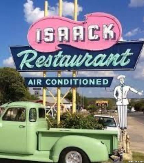 1606 Main St, Junction, TX, 76849-3518 | Card Image