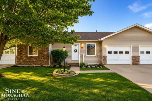220 Superior Ave, Marine City, MI, 48039-1436 | Card Image