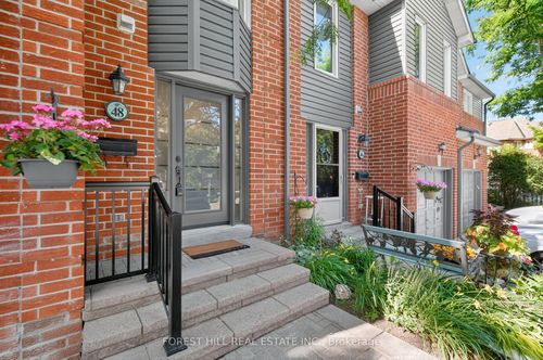 48 Beaumont Pl, Vaughan, ON, L4J4W8 | Card Image