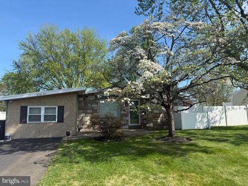 25 Maple Ave, HORSHAM, PA, 19044 | Card Image
