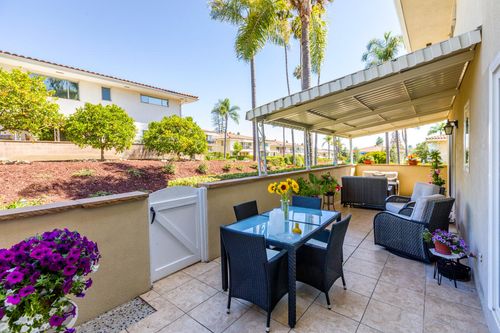2-2645 State St, SANTA BARBARA, CA, 93105-5515 | Card Image