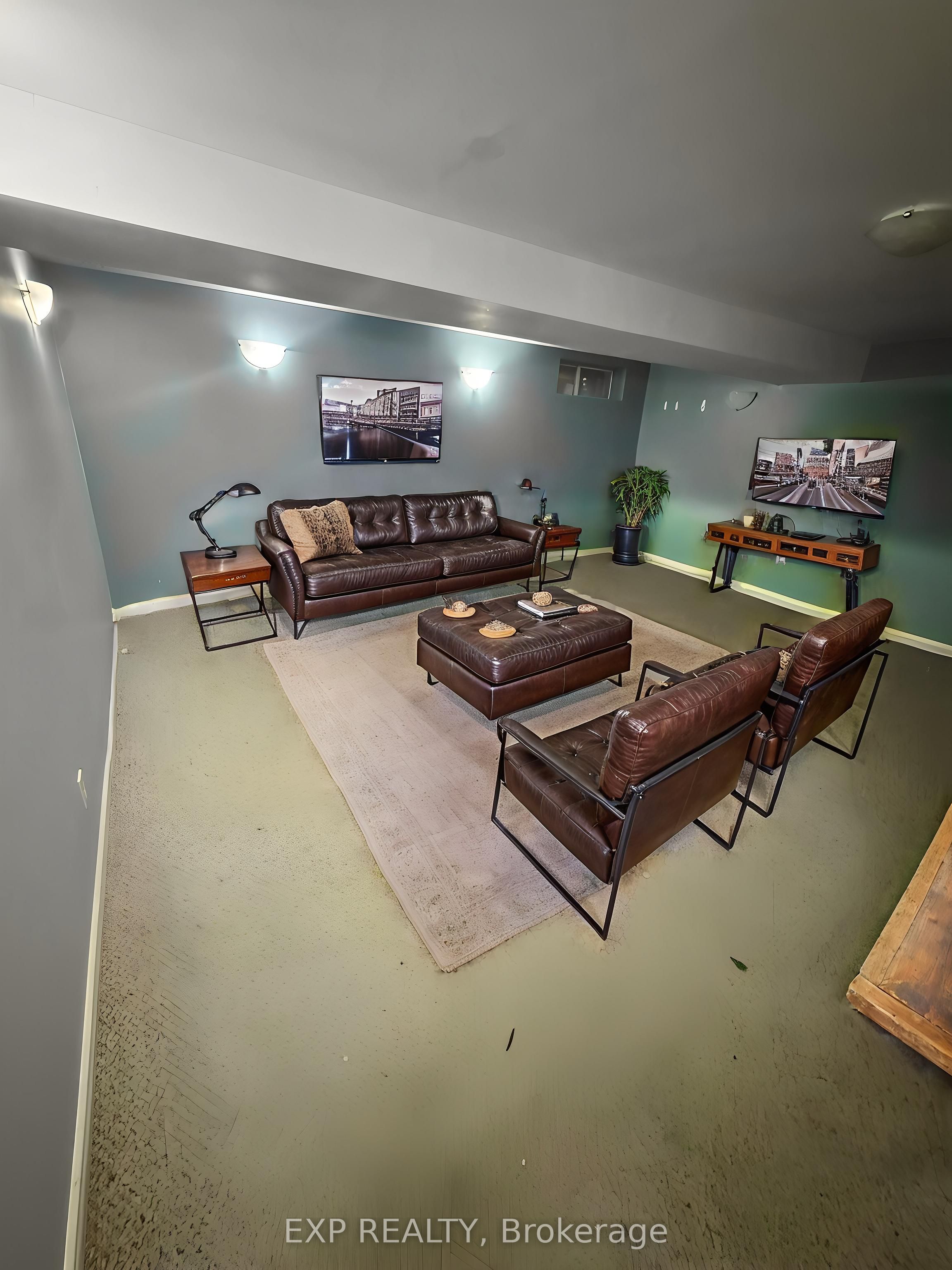 Residential Lease in Kitchener 4