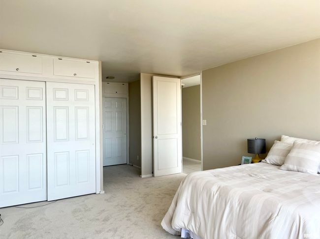 5B - 1337 21 St Ave, Condo with 2 bedrooms, 2 bathrooms and null parking in Rock Island IL | Image 15