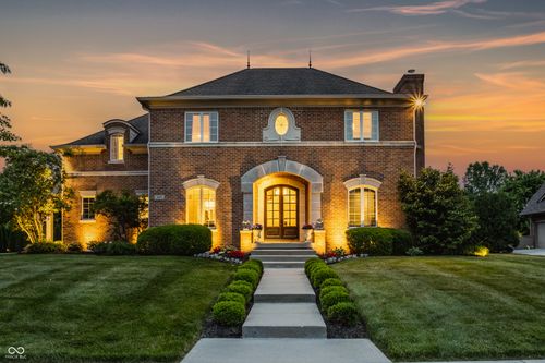 6639 E Deerfield Dr, Zionsville, IN, 46077-7504 | Card Image