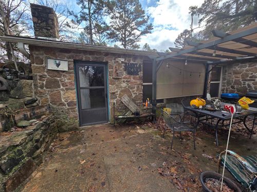 781 Sawmill Rd, Mountain View, AR, 72560-9136 | Card Image