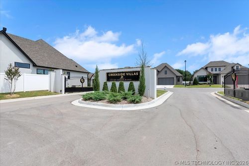 1225 N 72nd St, Broken Arrow, OK, 74014-2526 | Card Image
