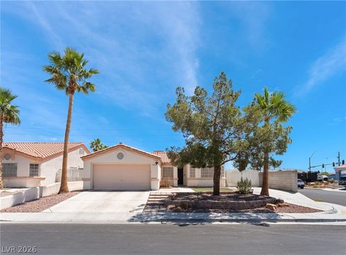 5218 Sangara Dr, North Las Vegas, NV, 89031-7801 | Card Image