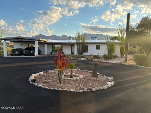146 W Genematas Dr, Tucson, AZ, 85704-5212 | Card Image