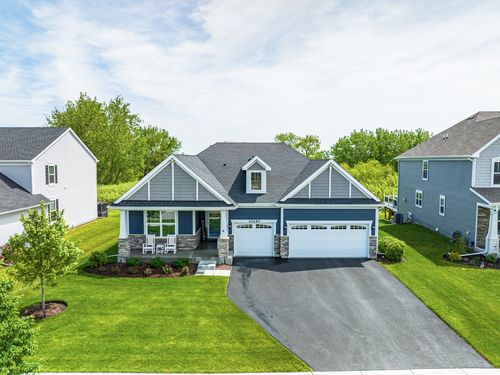 10240 Amos Street, Huntley, IL, 60142 | Card Image