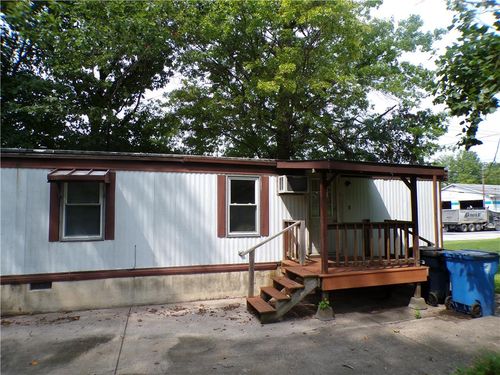717 Washington St, WALNUTPORT, PA, 18088-1349 | Card Image