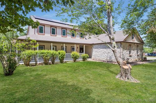 10102 N 147th East Ave, Owasso, OK, 74055-4845 | Card Image