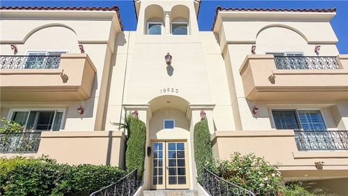 10623 Moorpark St, North Hollywood, CA, 91602-3612 | Card Image