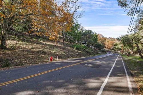 78 Circle Oaks Dr, Napa, CA, 94558 | Card Image