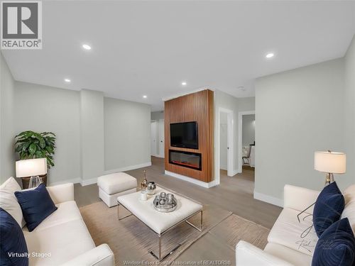 208-3177 Riverside Dr E, Windsor, ON, N8Y1A5 | Card Image