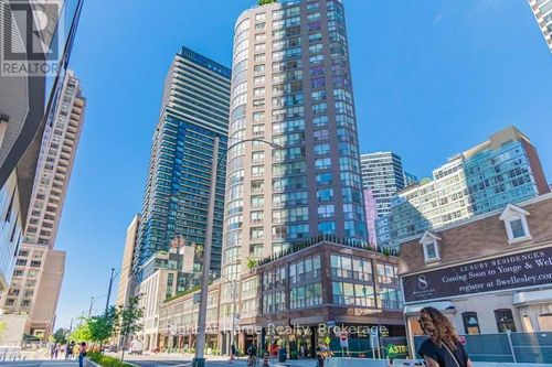 513-24 Wellesley St W, Toronto, ON, M4Y2X6 | Card Image