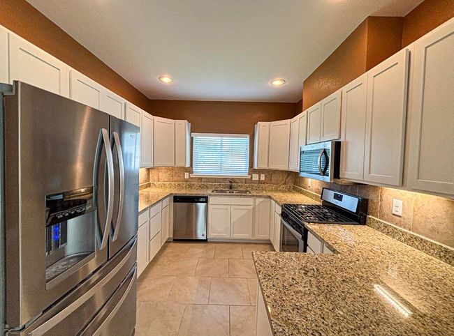 B - 168 Uplift, Townhouse with 2 bedrooms, 2 bathrooms and null parking in Horseshoe Bay TX | Image 4