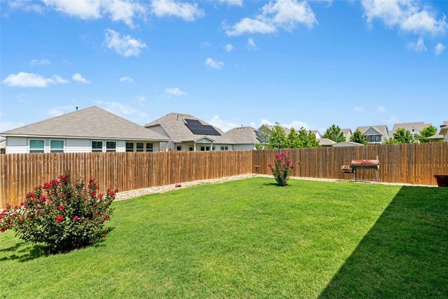 Nice sized yard with beautiful lawn | Image 21