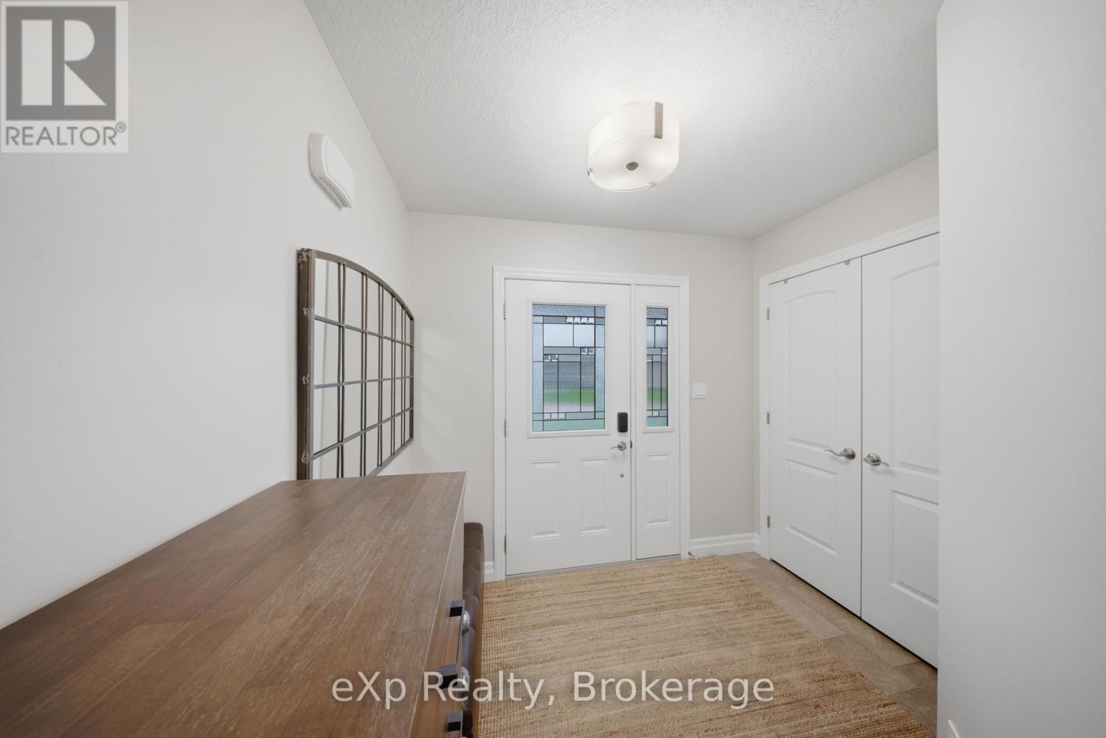 Residential in North Perth (Listowel) 4