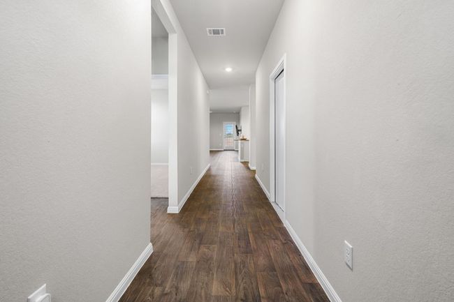 208 Bunting Ln, House other with 4 bedrooms, 2 bathrooms and 4 parking in Bertram TX | Image 6