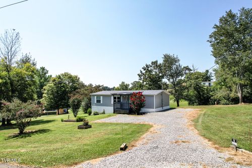 1342 High St, Dandridge, TN, 37725-4902 | Card Image