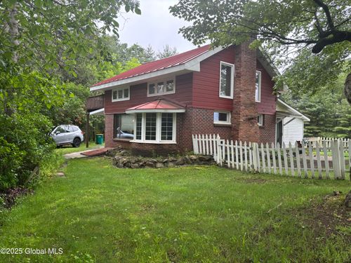 148 Edie Rd, Saratoga Springs, NY, 12866-5480 | Card Image