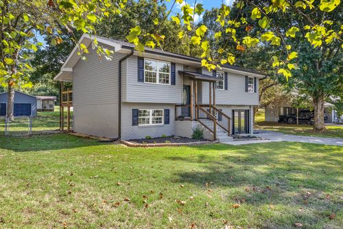833 Northside Dr, Athens, TN, 37303-2463 | Card Image