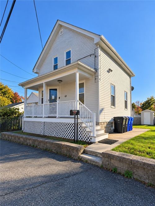 69 Belmont Ave, East Providence, RI, 02914-3905 | Card Image